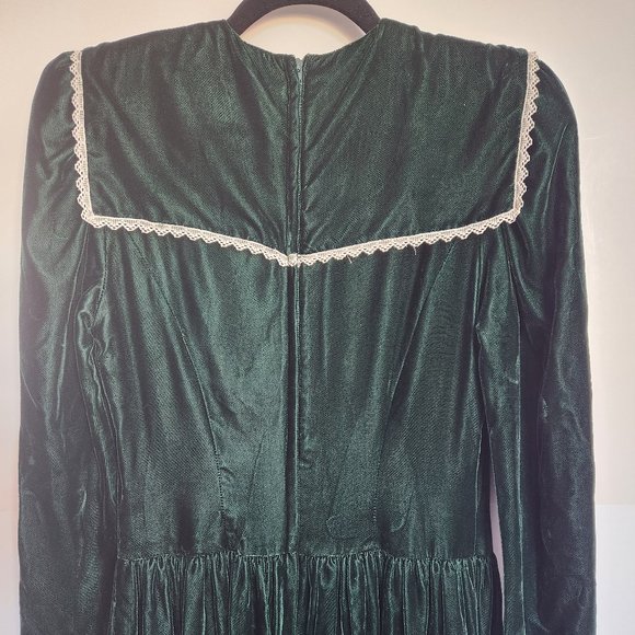 Jessica McClintock Gunne Sax 70s 80s Green Velvet Dress Lace Trim Collar Size 9 - Picture 5 of 6